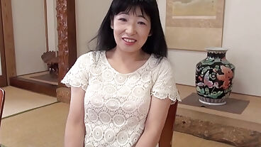 Japanese granny Yuki Yoneyama riding cock